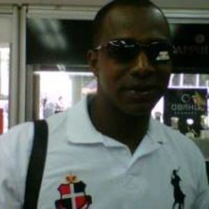 Meet your Posher, Carlos